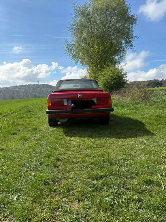 BMW 325