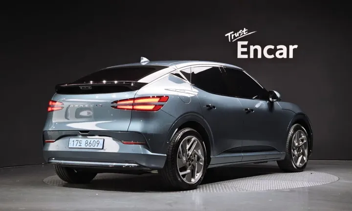 Genesis GV60