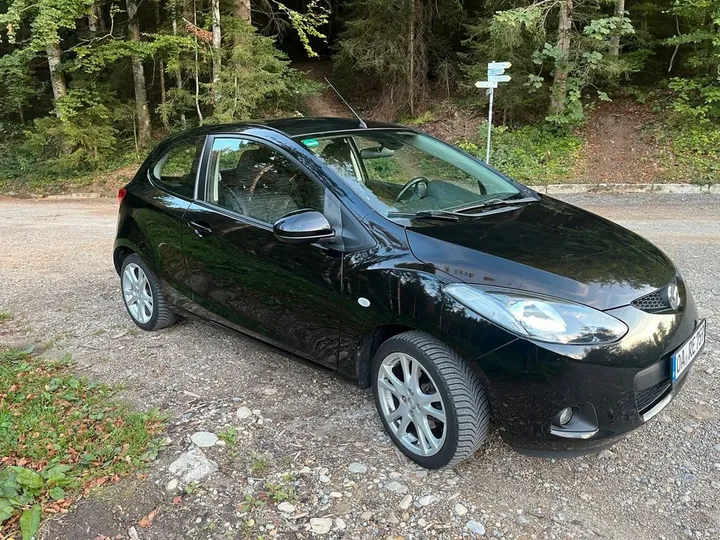 Mazda 2