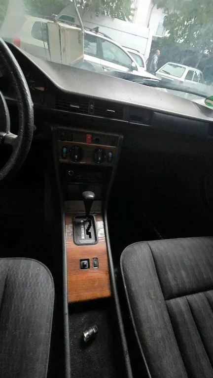 Mercedes-Benz E 250