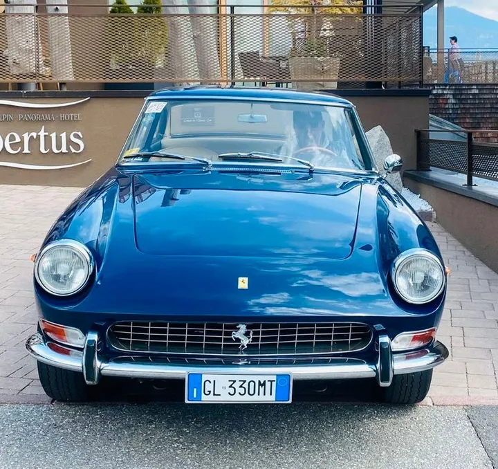Ferrari 330