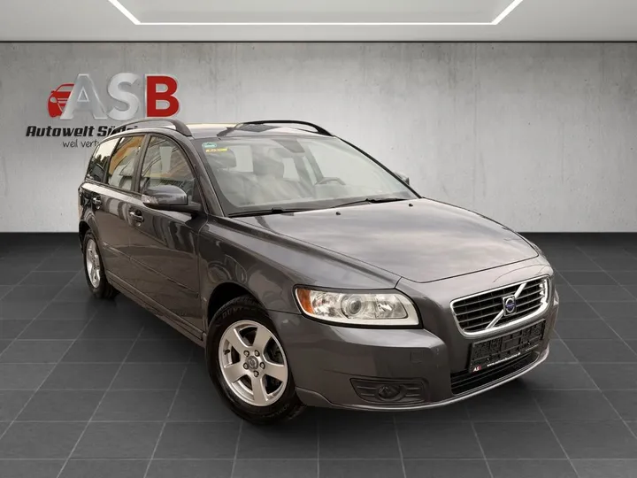 Volvo V50