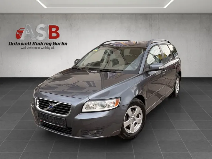Volvo V50