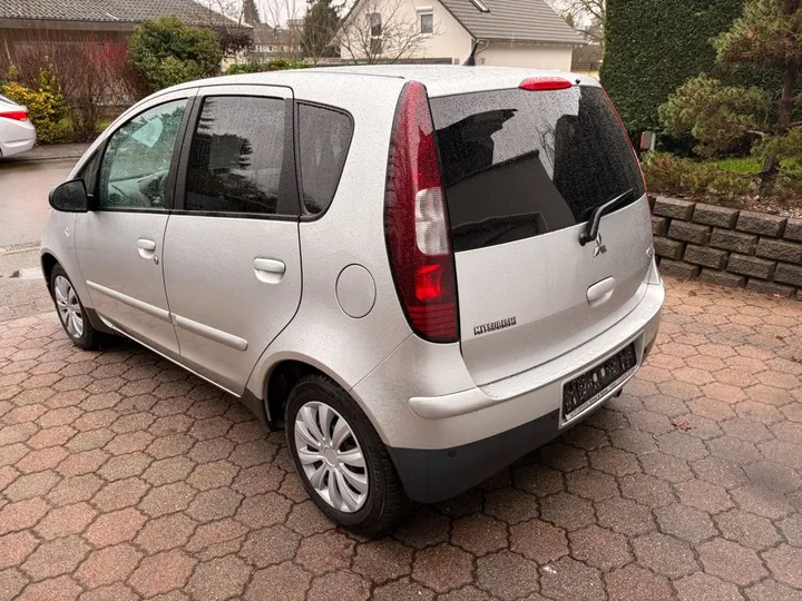 Mitsubishi Colt