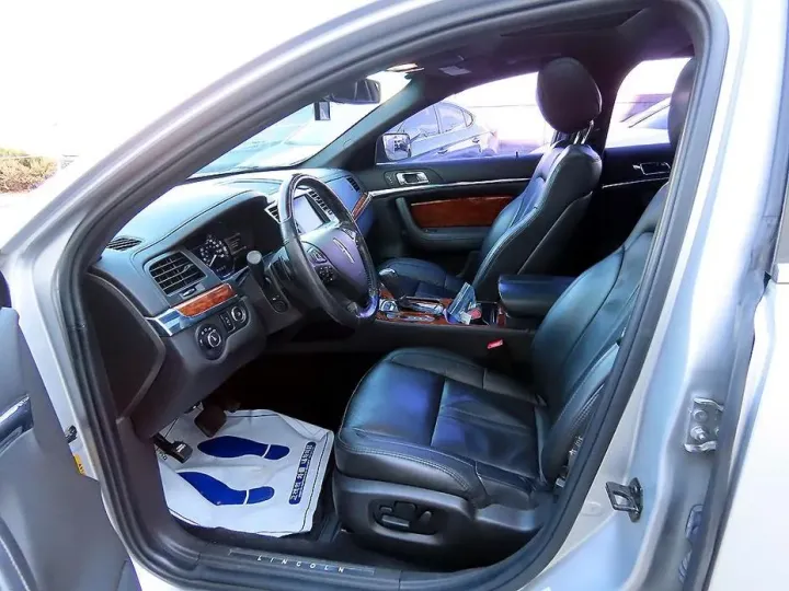 Lincoln MKS