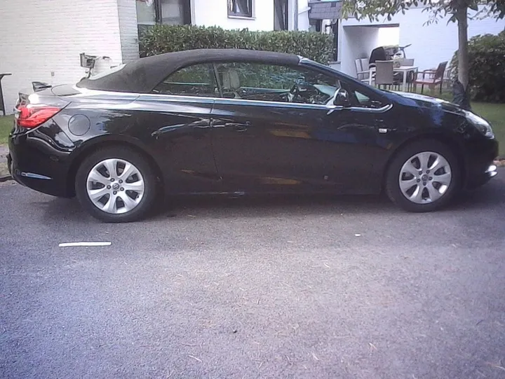 Opel Cascada