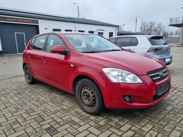 Kia cee'd / Ceed