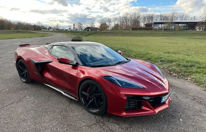 Corvette C8