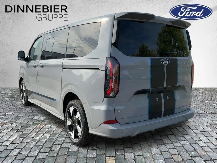 Ford Tourneo Custom