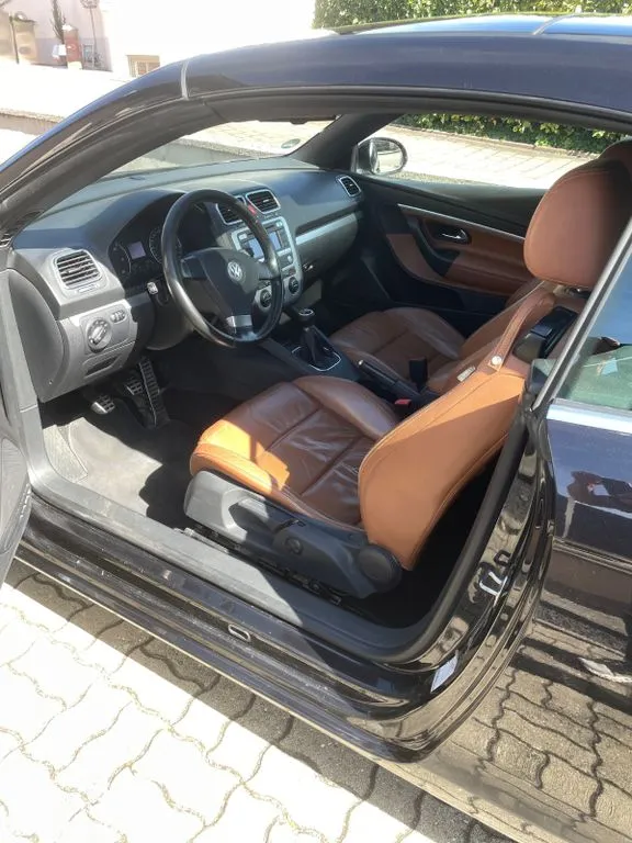Volkswagen Eos