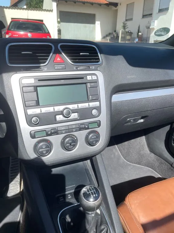 Volkswagen Eos