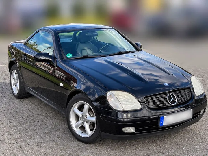 Mercedes-Benz SLK 200