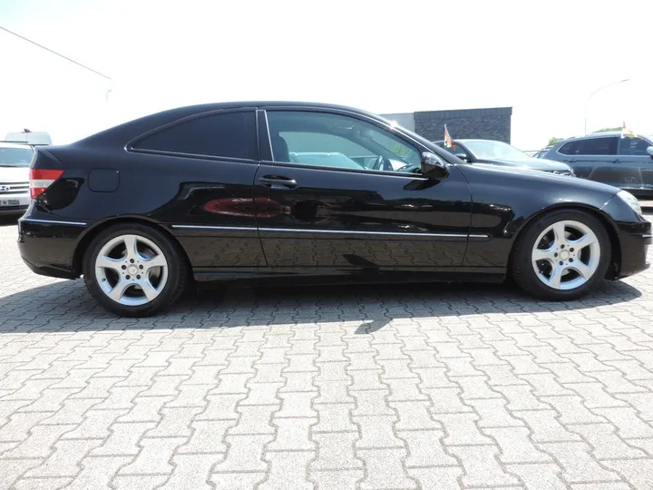 Mercedes-Benz CLC 200