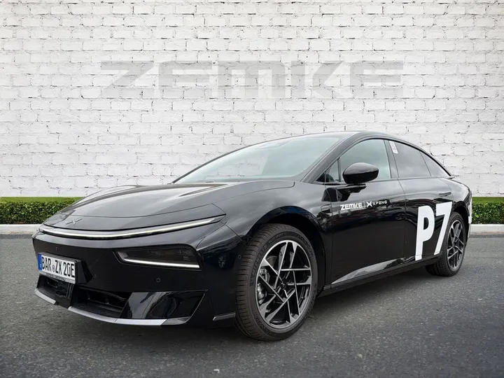 XPENG P7