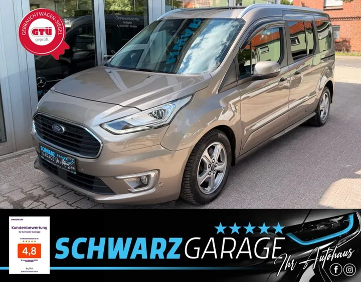 Ford Grand Tourneo