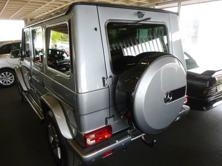 Mercedes-Benz G 500