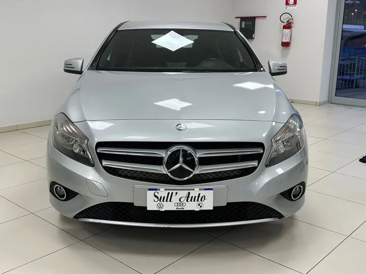 Mercedes-Benz A 180