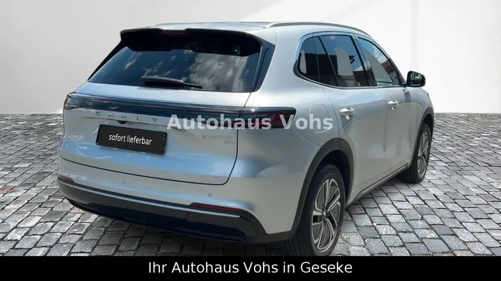 Geely Starray EM-i