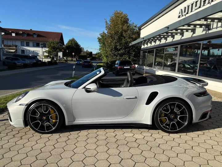 Porsche 992