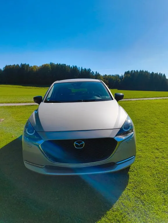 Mazda 2 Hybrid