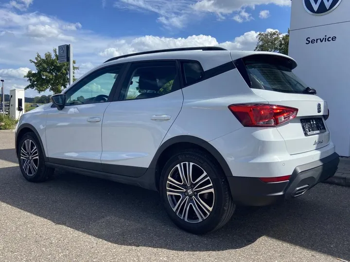Seat Arona