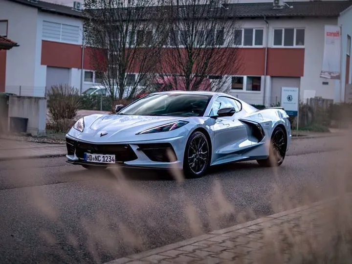 Corvette C8