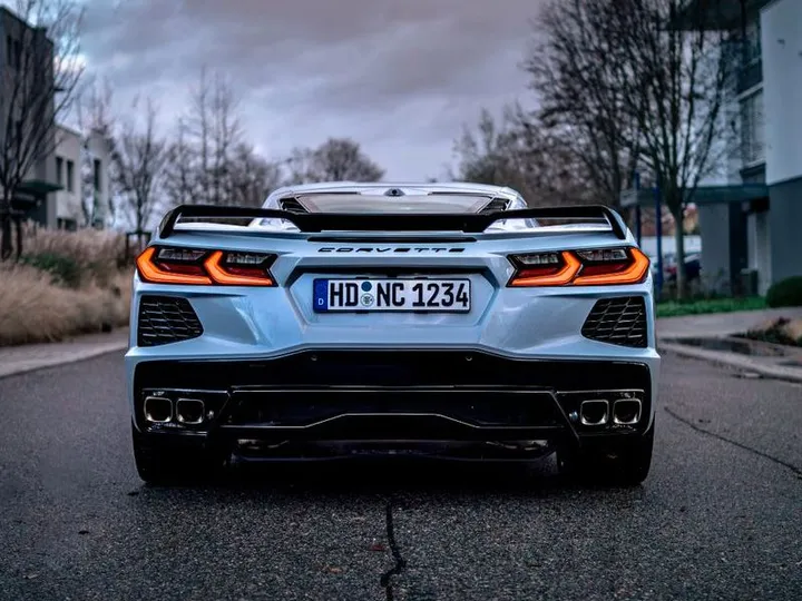 Corvette C8