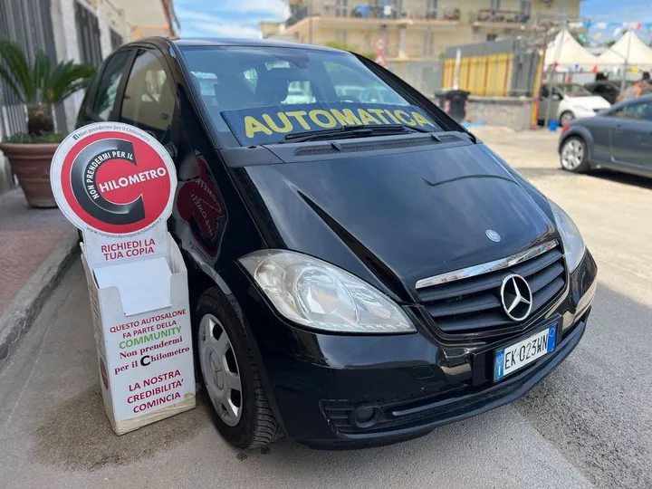 Mercedes-Benz A 180