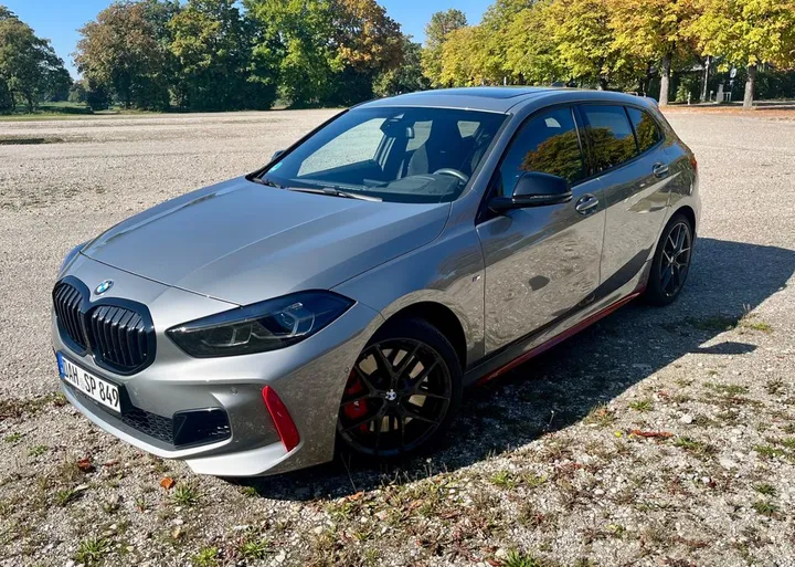 BMW 128