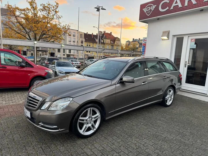 Mercedes-Benz E 300