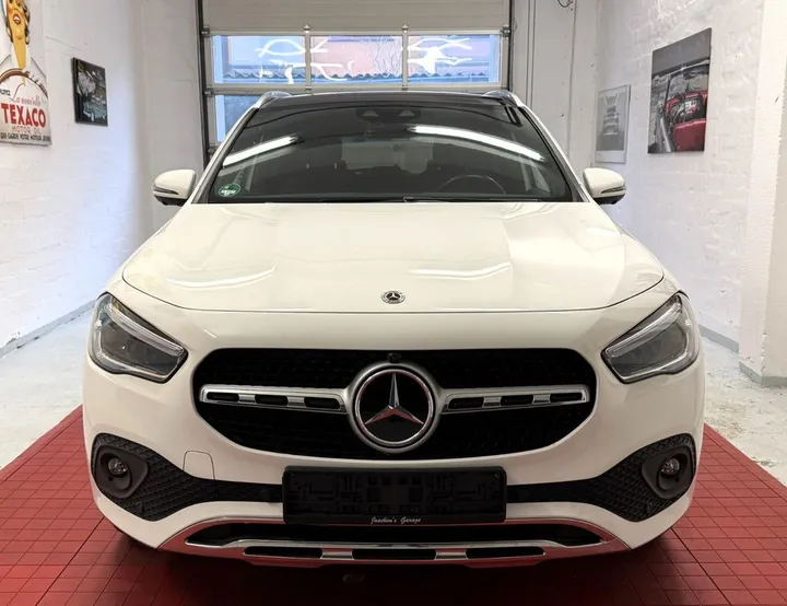 Mercedes-Benz GLA 250