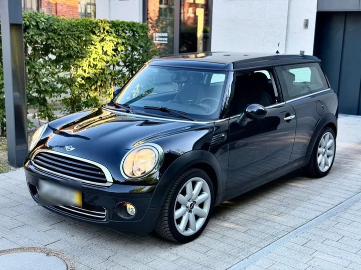 MINI Cooper Clubman
