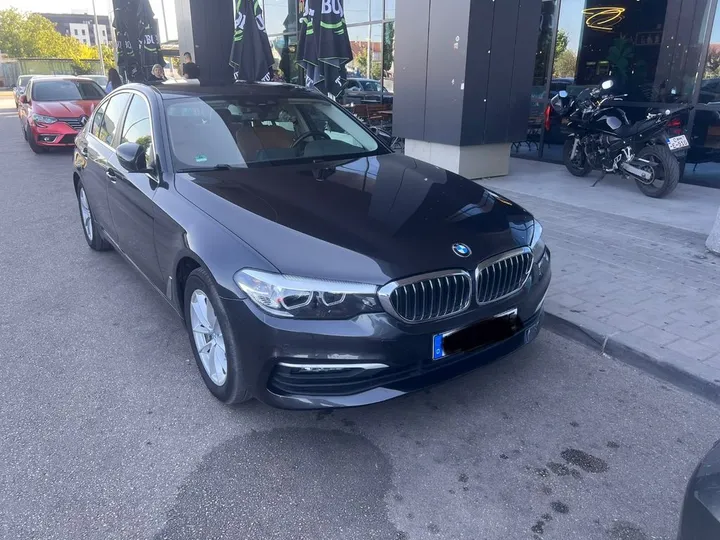 BMW 530