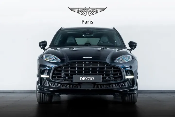Aston Martin DBX