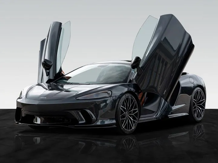 McLaren GTS