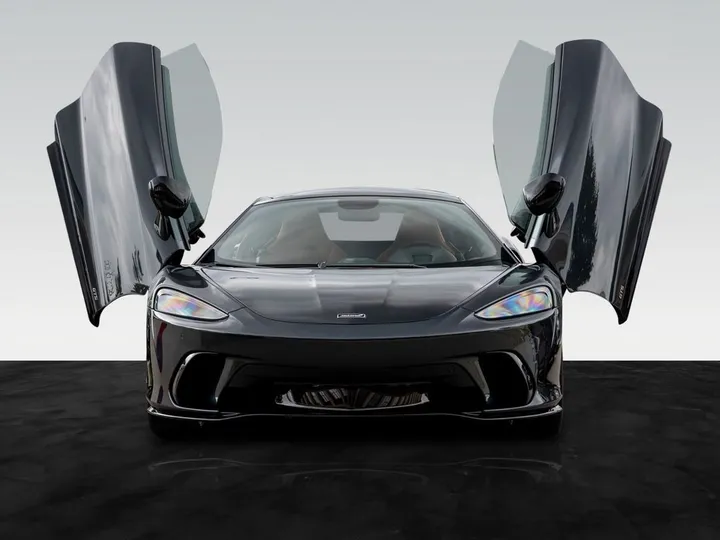 McLaren GTS