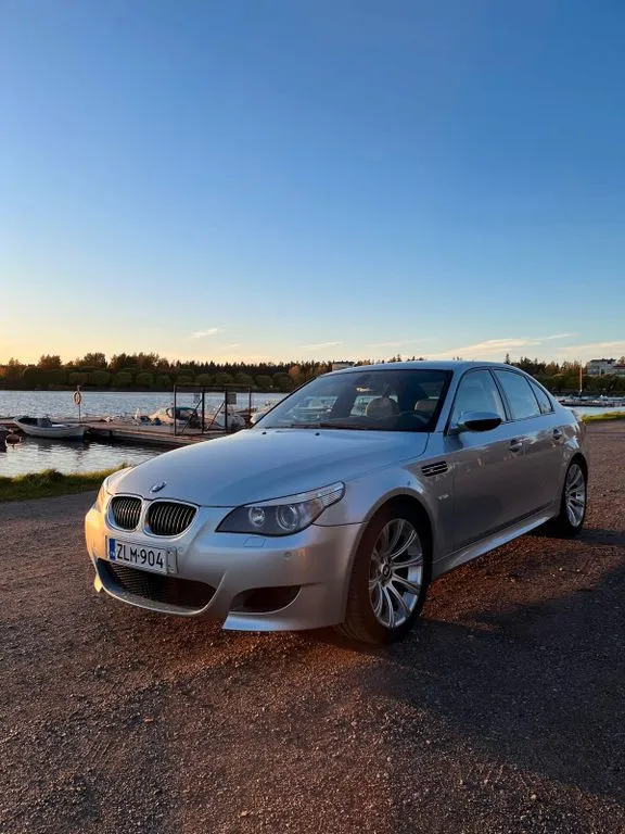 BMW M5