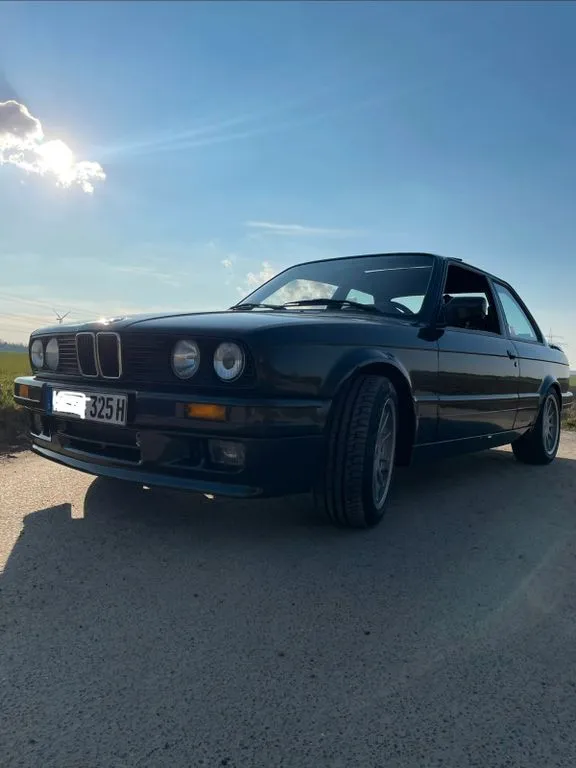 BMW 325