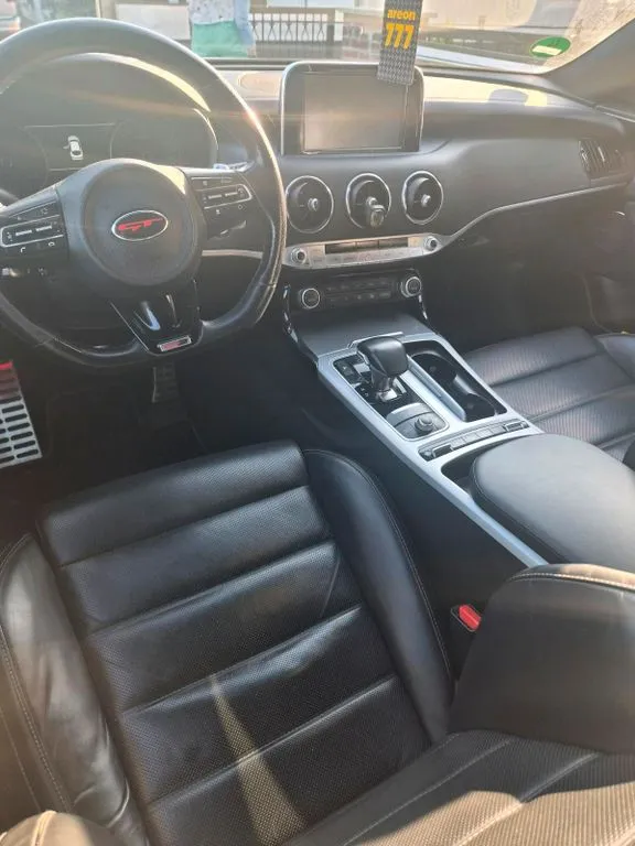Kia Stinger
