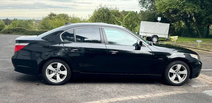 BMW 525