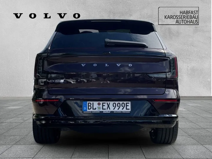 Volvo EX90