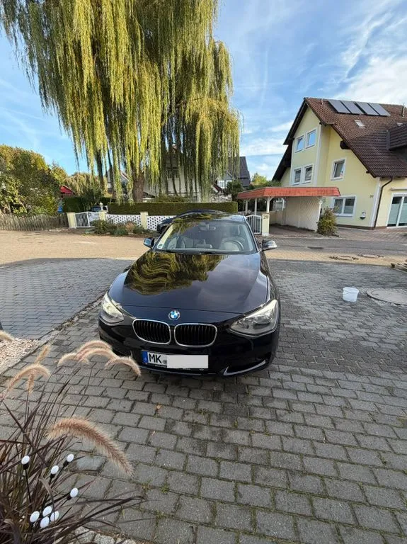 BMW 114