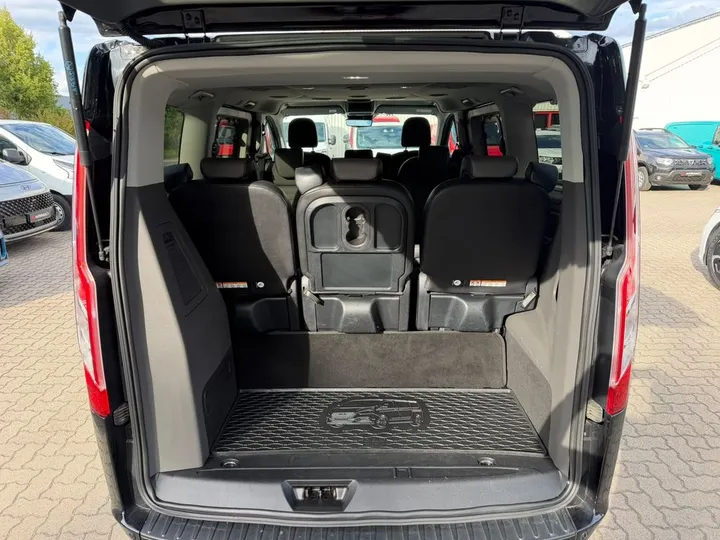Ford Tourneo Custom