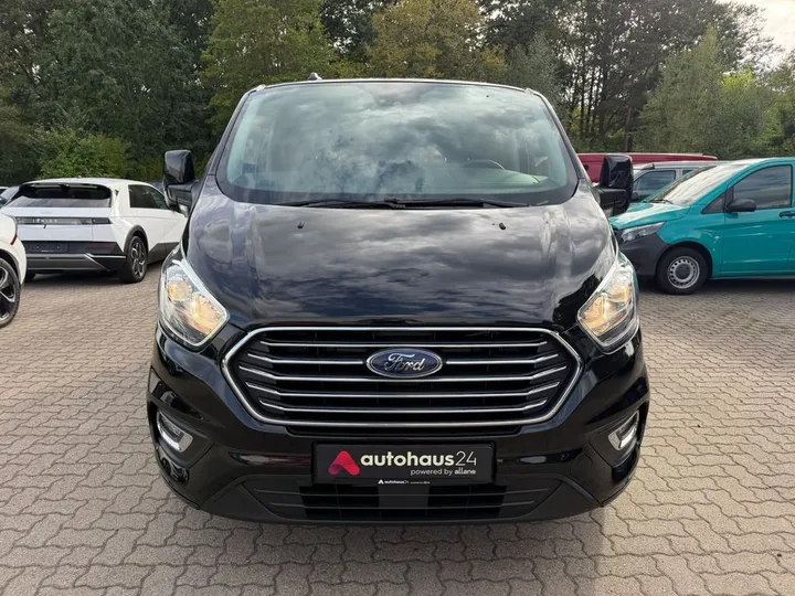 Ford Tourneo Custom