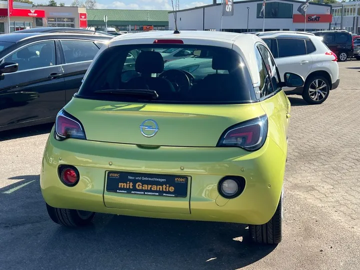 Opel Adam