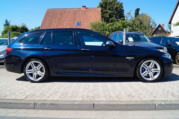 BMW M550