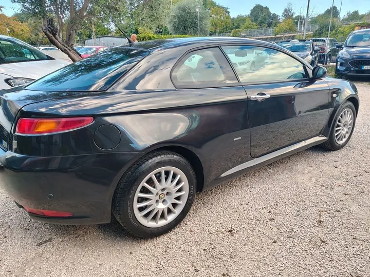 Alfa Romeo GT
