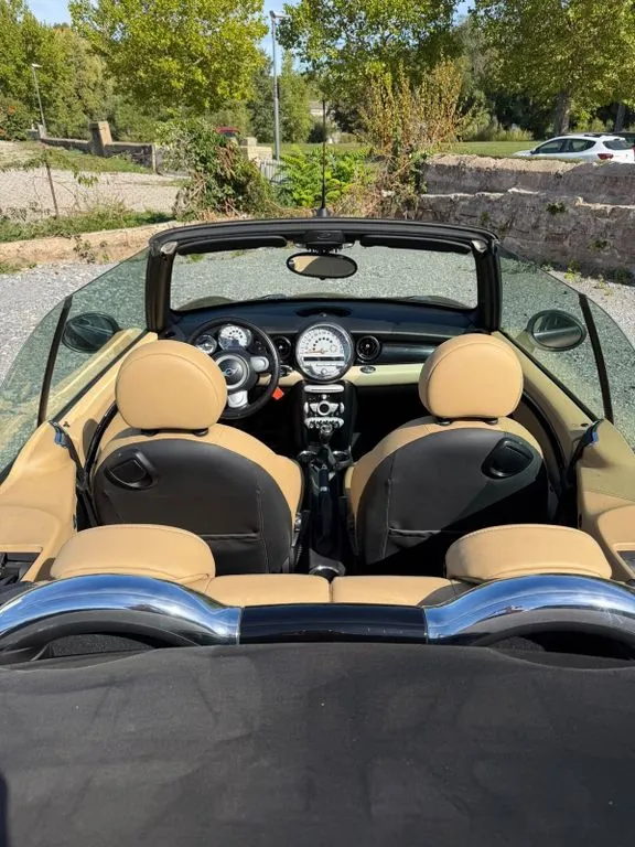 MINI Cooper Cabrio