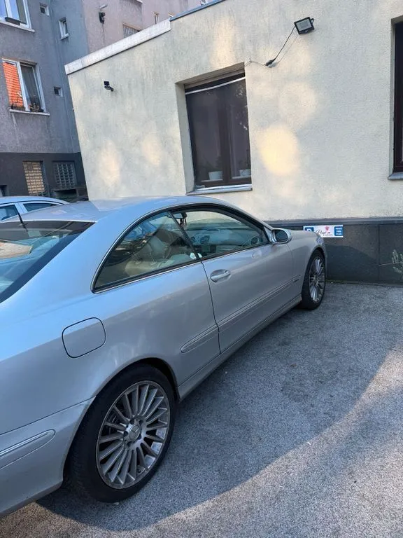 Mercedes-Benz CLK 240