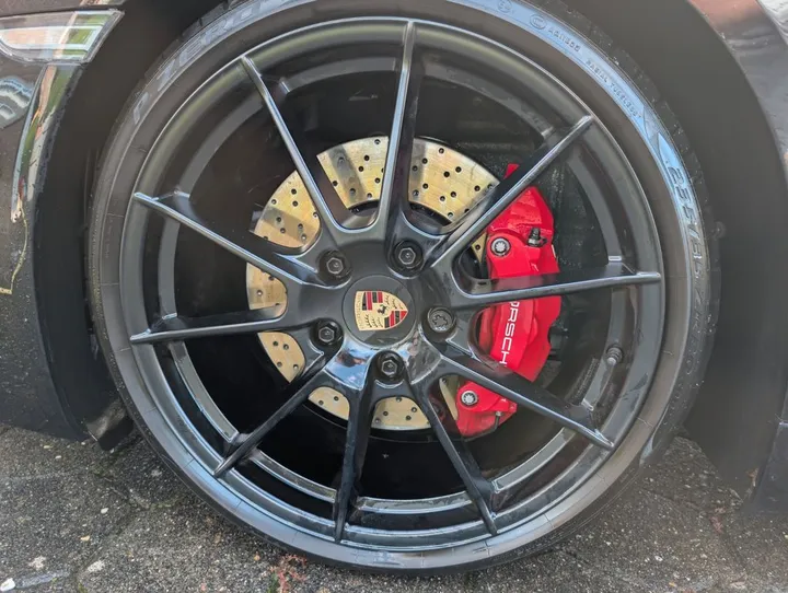 Porsche Cayman